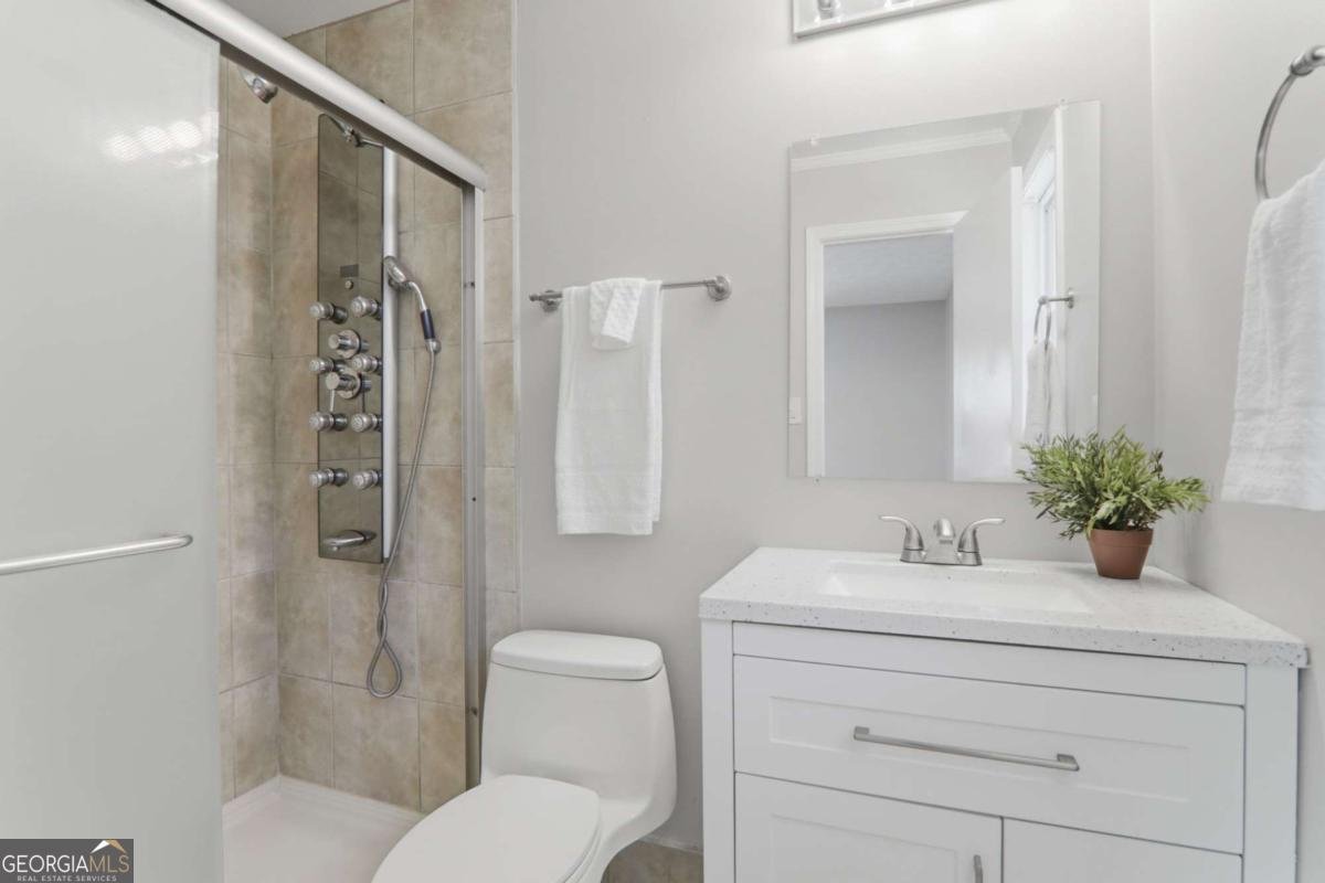 5642 Breezy Court Lilburn - Photo 26