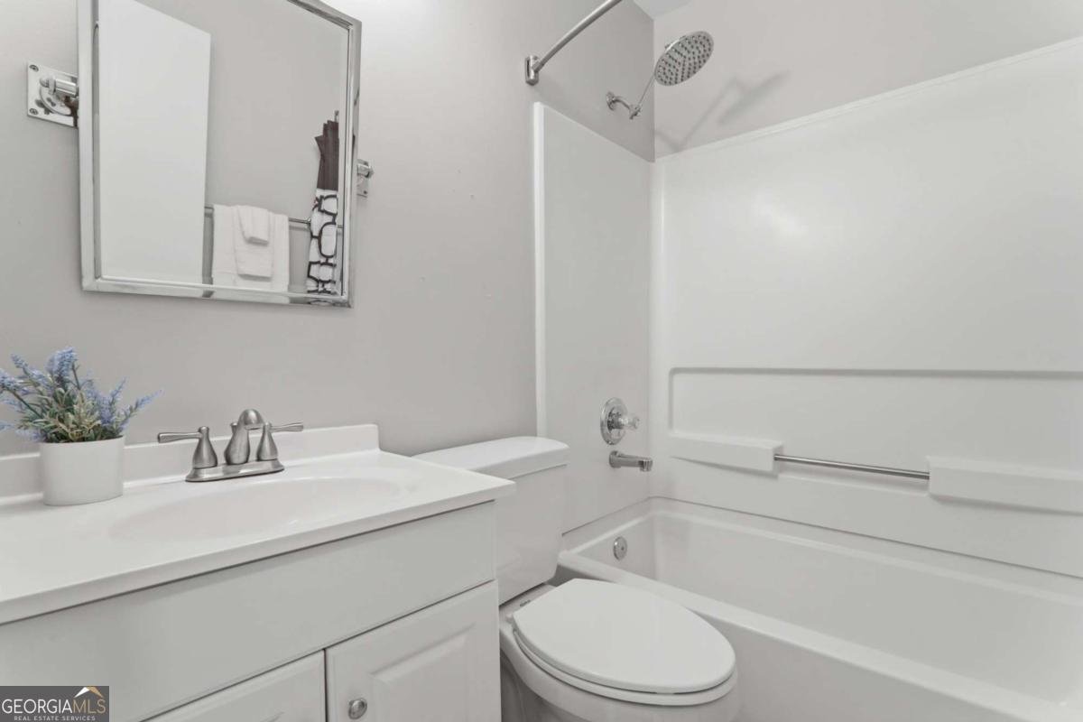 5642 Breezy Court Lilburn - Photo 30