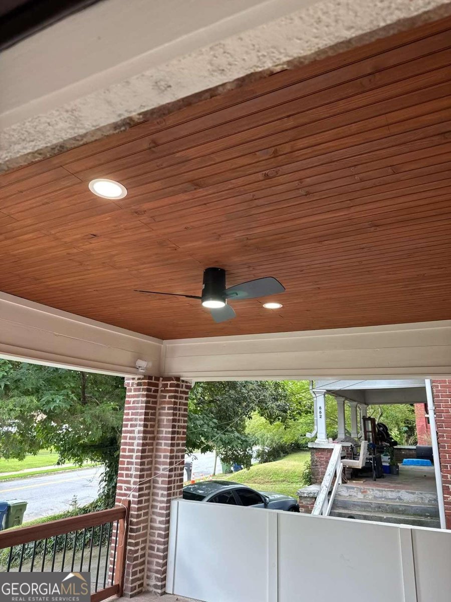 1170 Donnelly Avenue Atlanta - Photo 9