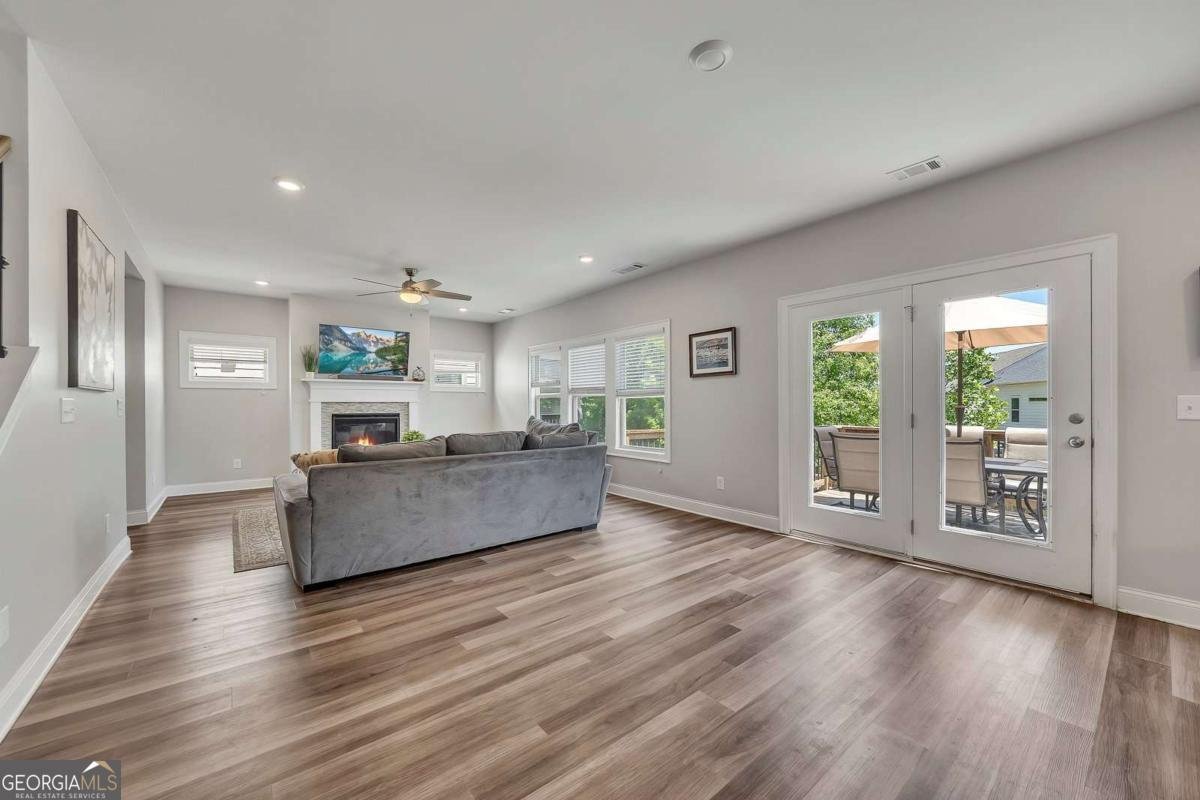 204 Meadows Court Woodstock - Photo 10