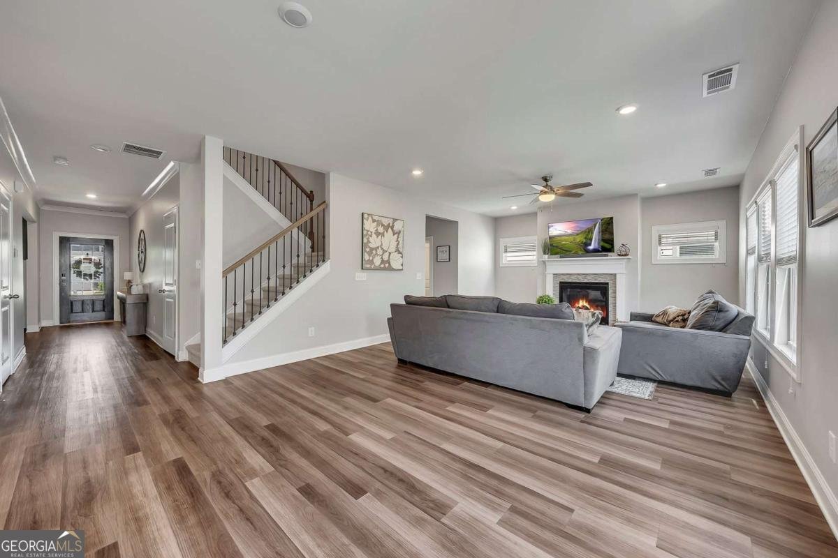 204 Meadows Court Woodstock - Photo 11