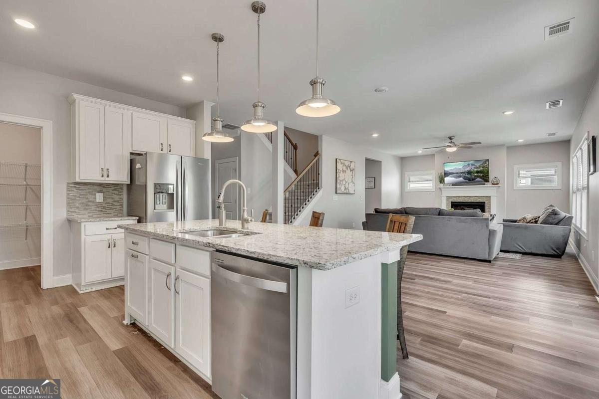 204 Meadows Court Woodstock - Photo 15