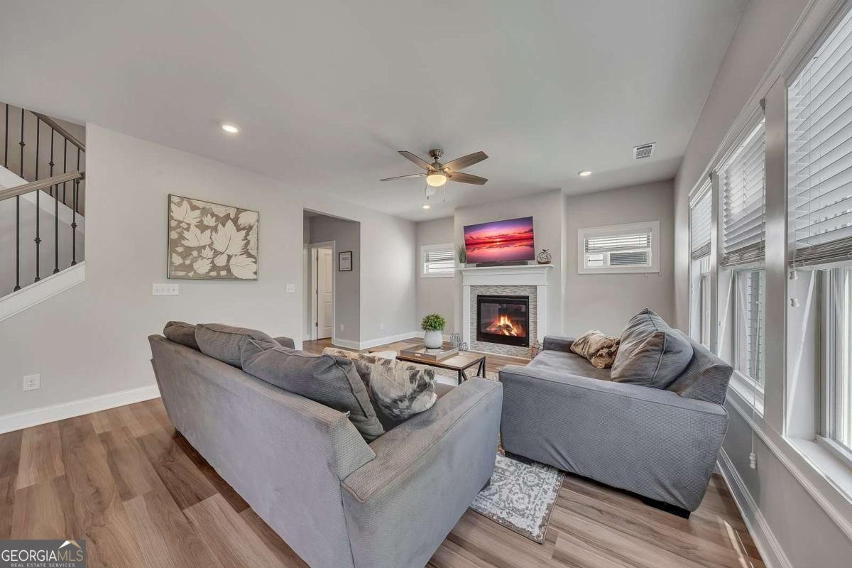 204 Meadows Court Woodstock - Photo 8