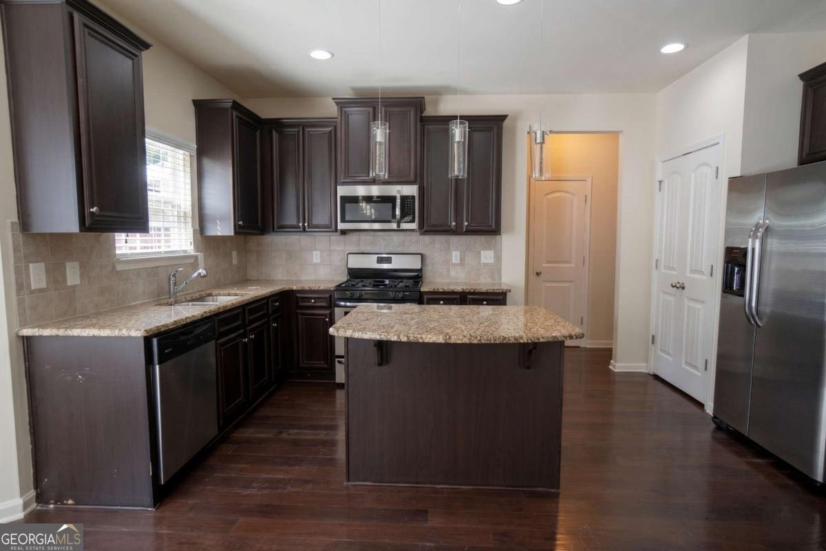 7621 Bowhead Court Fairburn - Photo 13