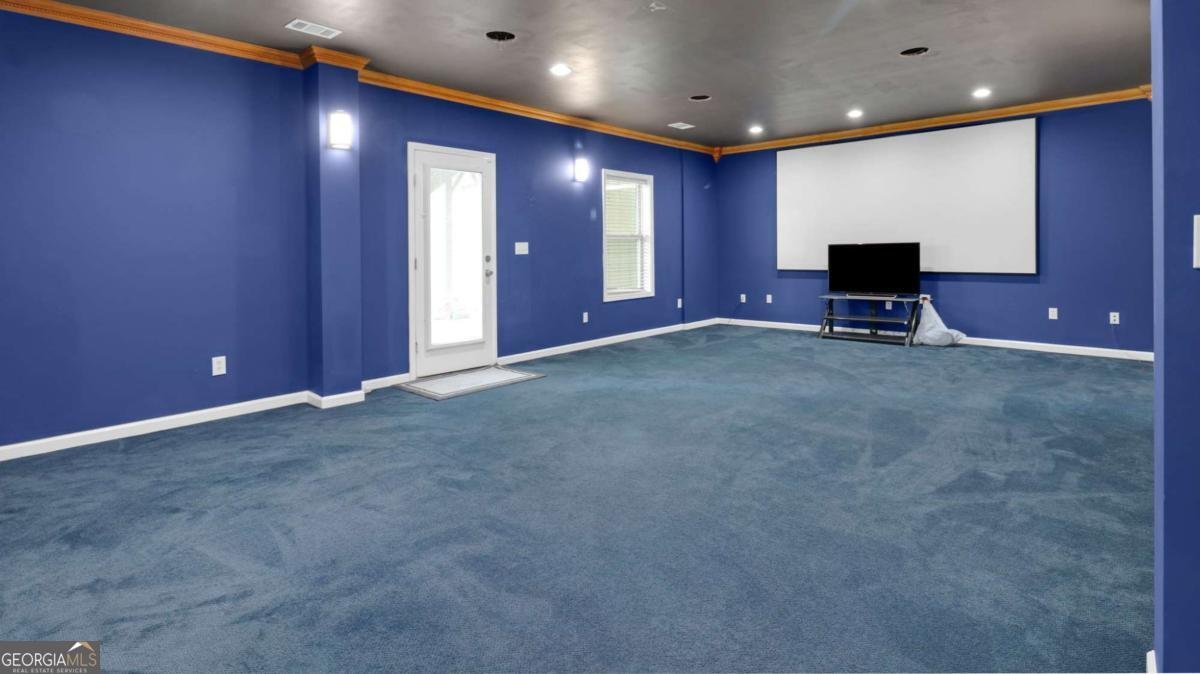 327 Round Pond Drive Lilburn - Photo 11