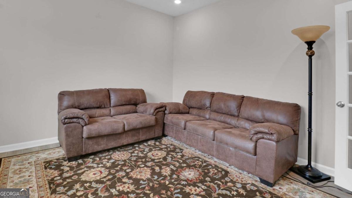 327 Round Pond Drive Lilburn - Photo 27