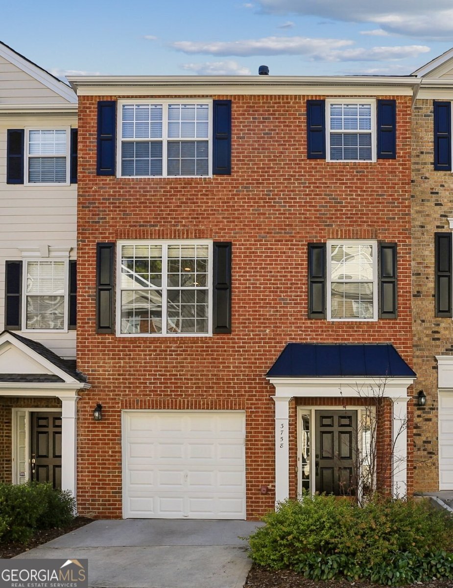 3758 Chattahoochee Summit Drive Atlanta - Photo 1