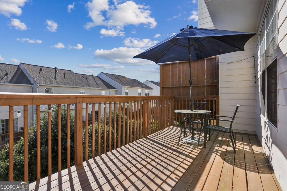 3758 Chattahoochee Summit Drive Atlanta - Photo 8