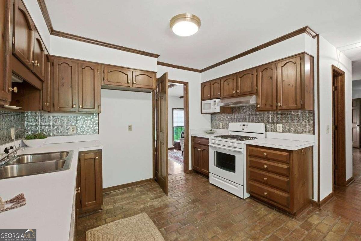 395 Nottingham Drive Marietta - Photo 12