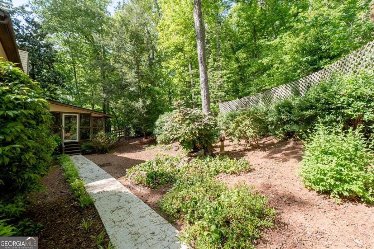 395 Nottingham Drive Marietta - Photo 38