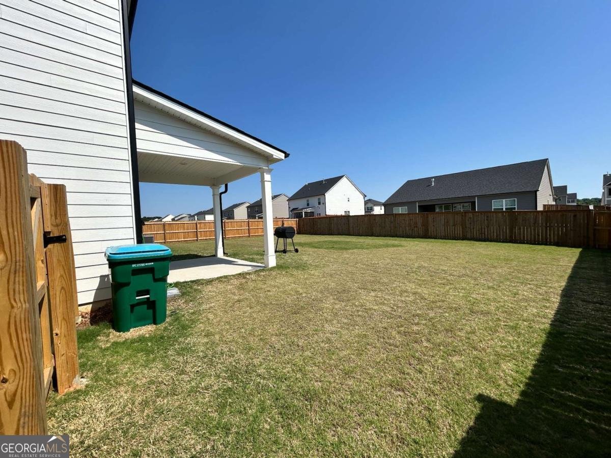 553 Daurian Road Statham - Photo 32