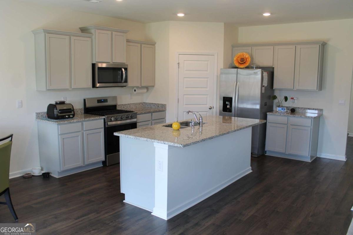 553 Daurian Road Statham - Photo 8