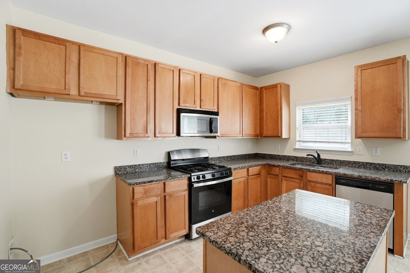 4969 Locherby Drive Fairburn - Photo 6