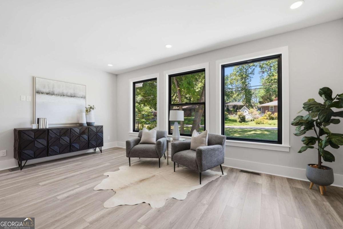 415 Westside Drive Roswell - Photo 6