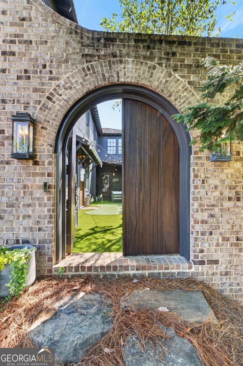 6905 Colfax Avenue Cumming - Photo 11