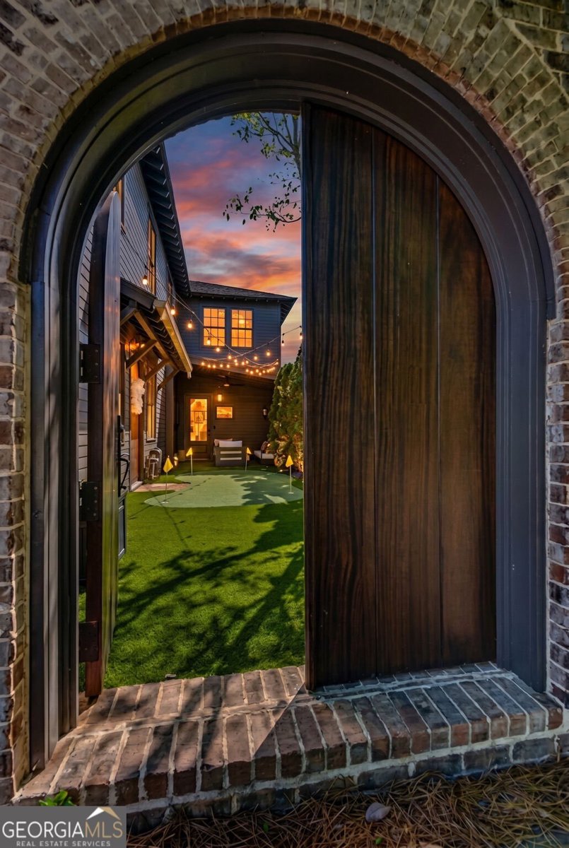 6905 Colfax Avenue Cumming - Photo 9