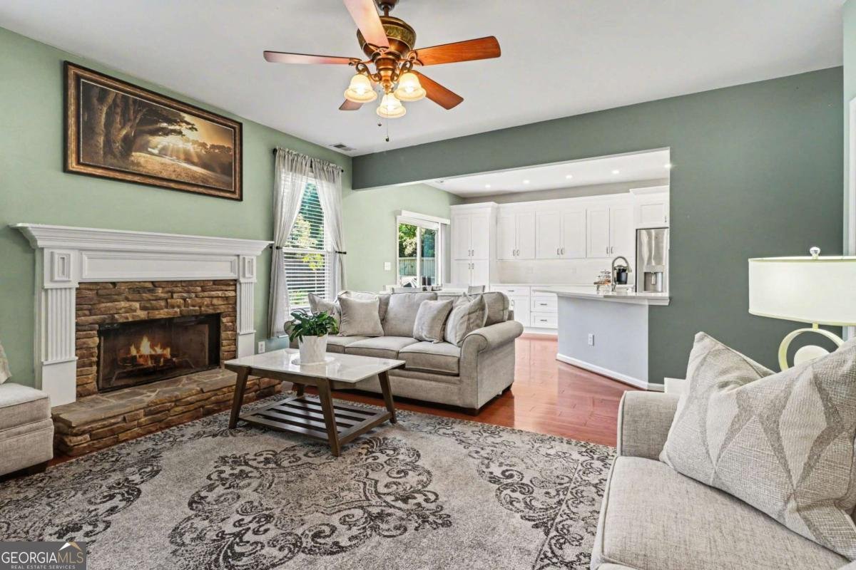 327 Laurel Glen Crossing Canton - Photo 6