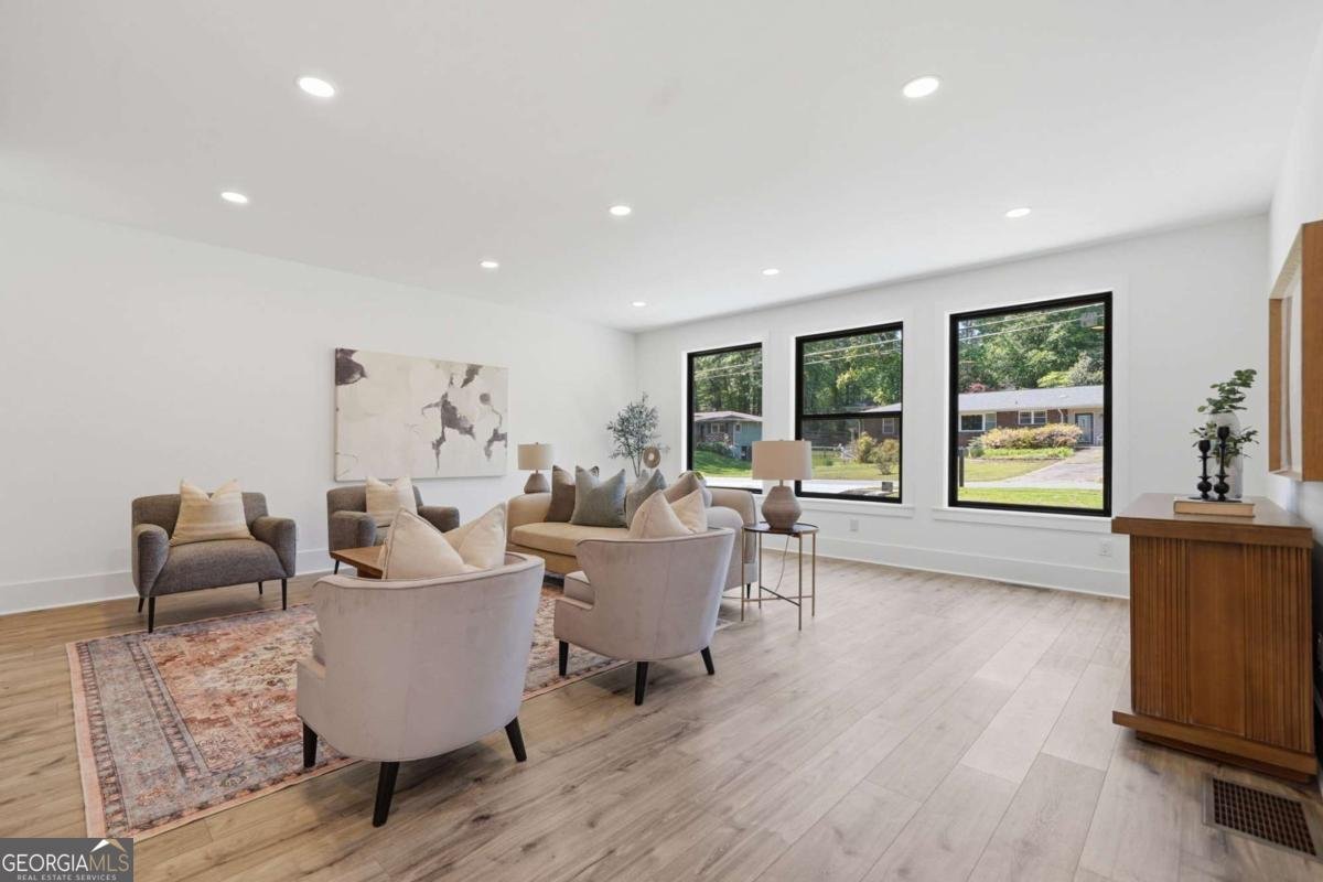 419 Westside Drive Roswell - Photo 6