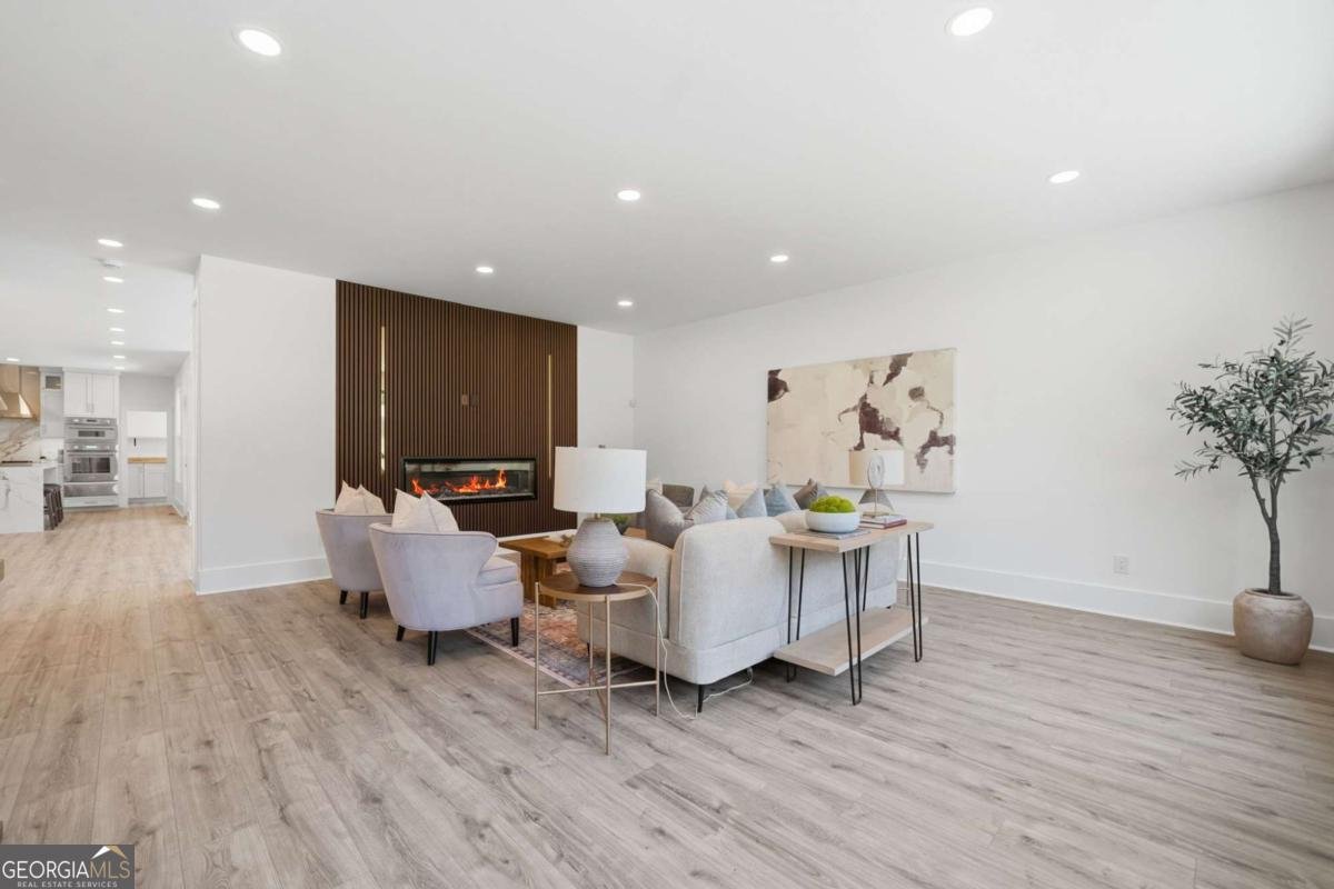 419 Westside Drive Roswell - Photo 8