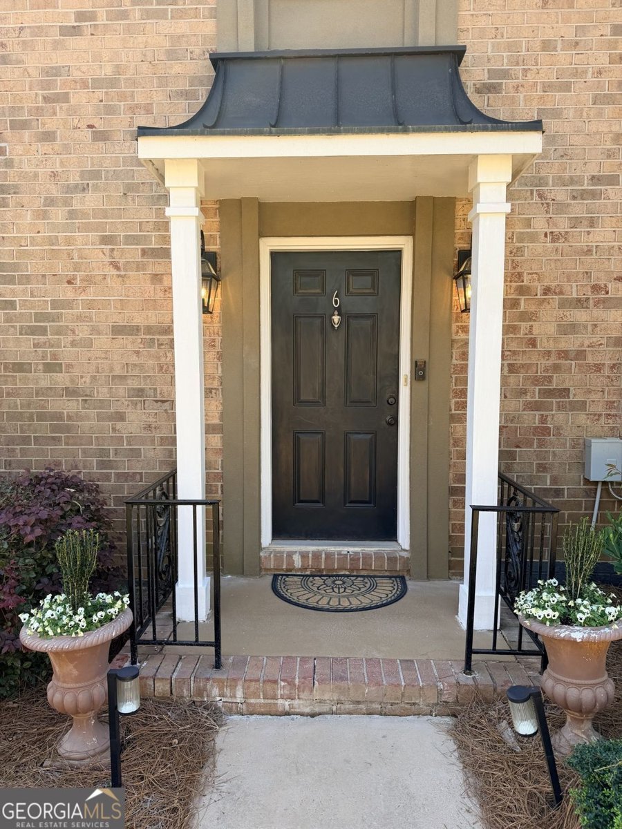 6980 Roswell Road Atlanta - Photo 1