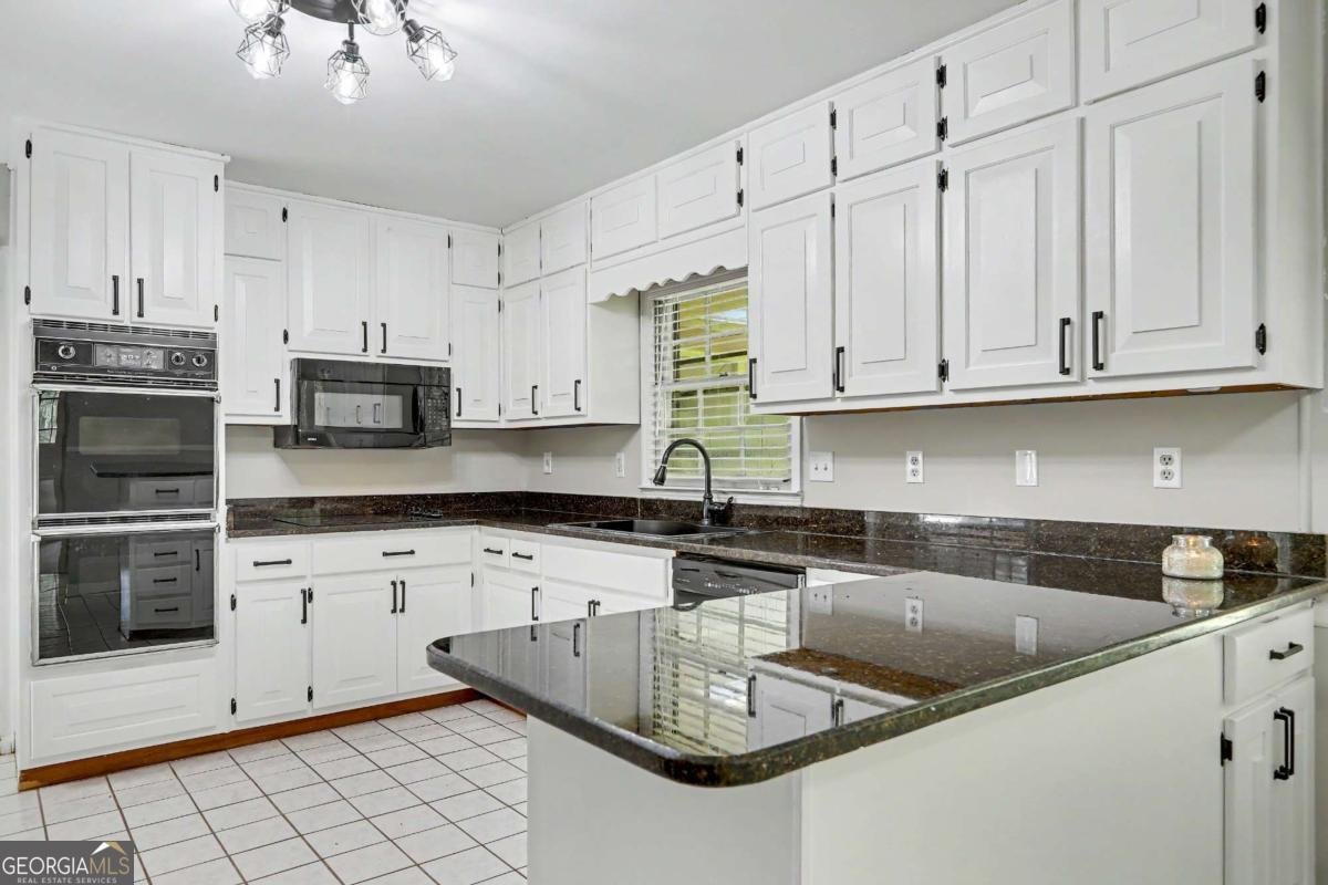 3154 Spring Lake Drive Conyers - Photo 10