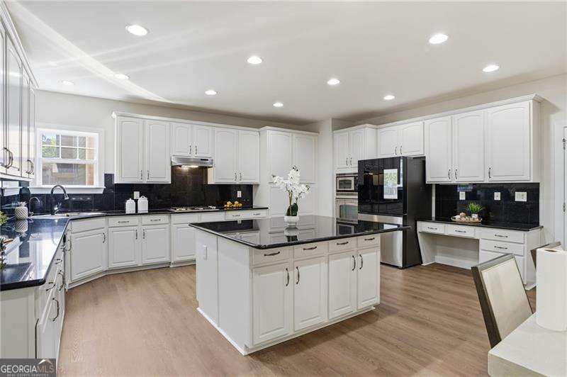 5420 Sandstone Court Cumming - Photo 14