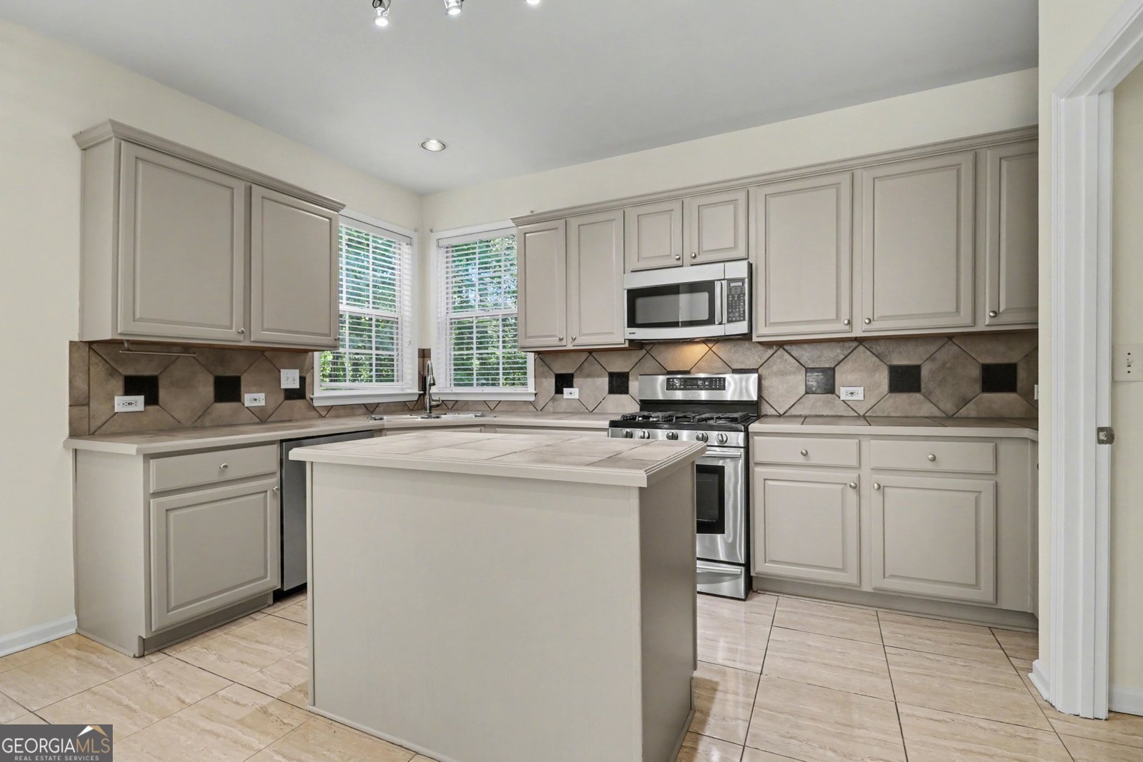 3975 Coventry Park Lane Peachtree Corners - Photo 16
