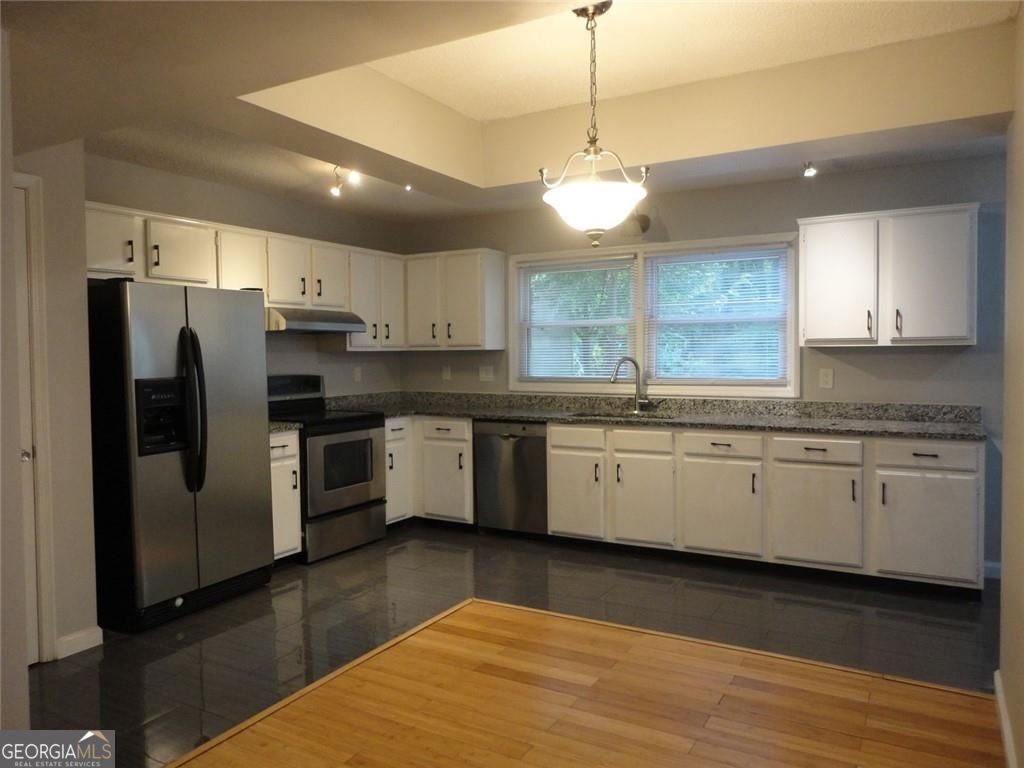 155 Willow Stream Court Roswell - Photo 6