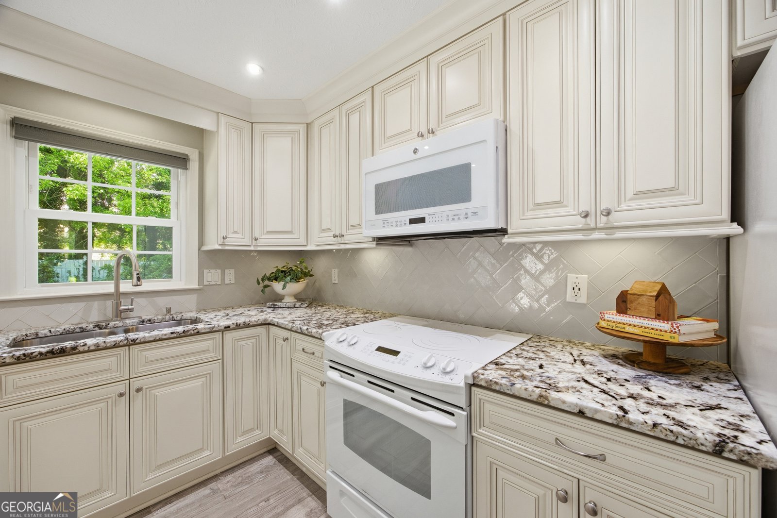 2304 Milstead Circle Marietta - Photo 10