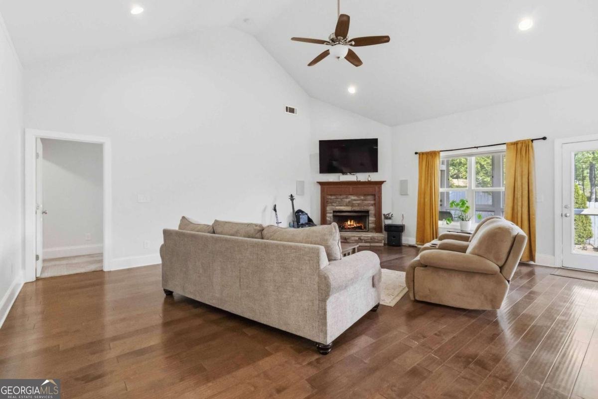 3910 Hamilton Cove Court Cumming - Photo 10