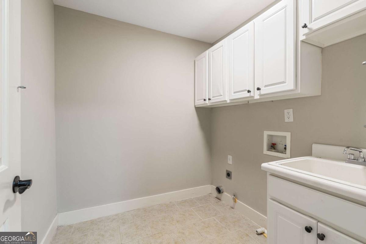 2594 Old Roswell Road Smyrna - Photo 35