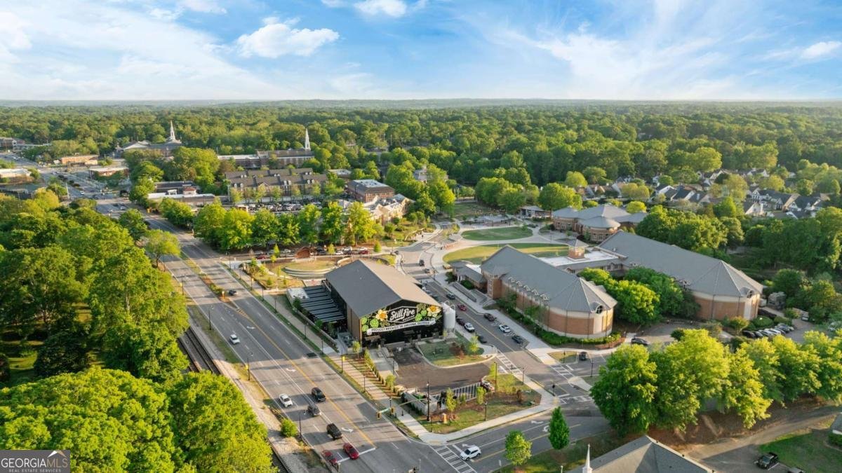 2594 Old Roswell Road Smyrna - Photo 47