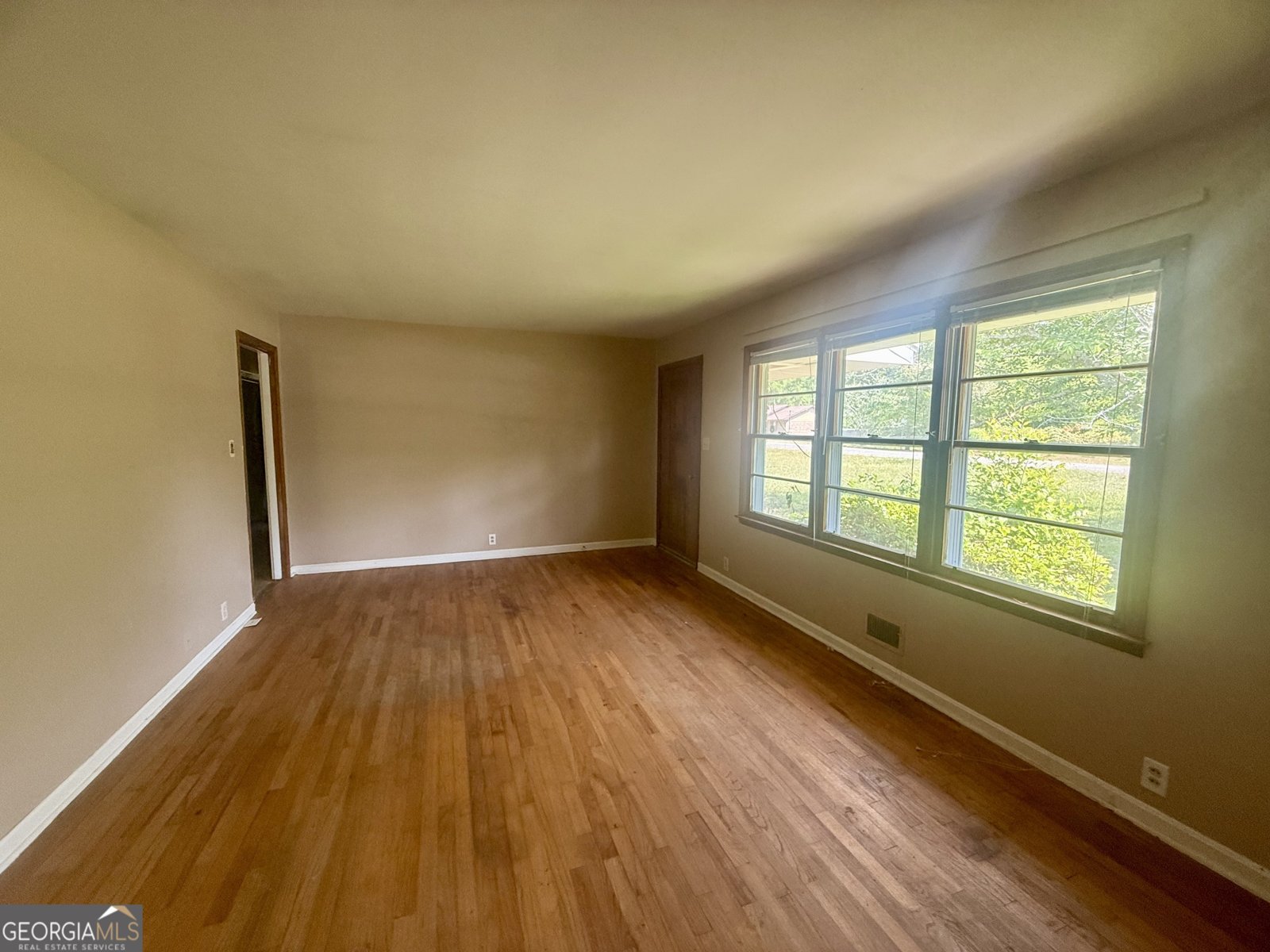 219 New Street Roberta - Photo 6