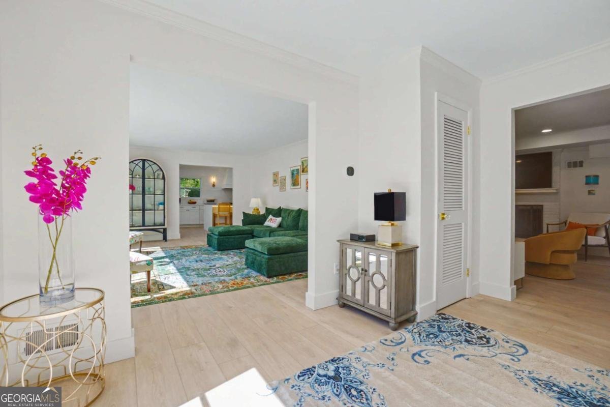 204 Devonwood Drive Sandy Springs - Photo 14