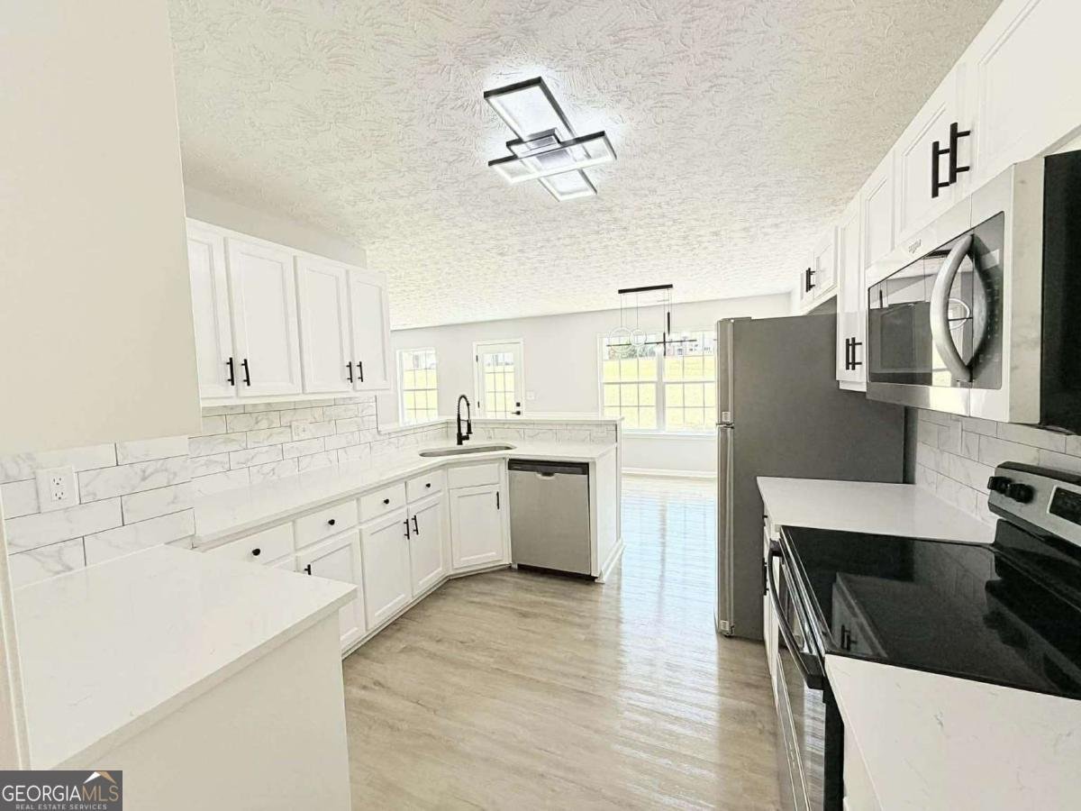 705 Patriots Point Street Locust Grove - Photo 12