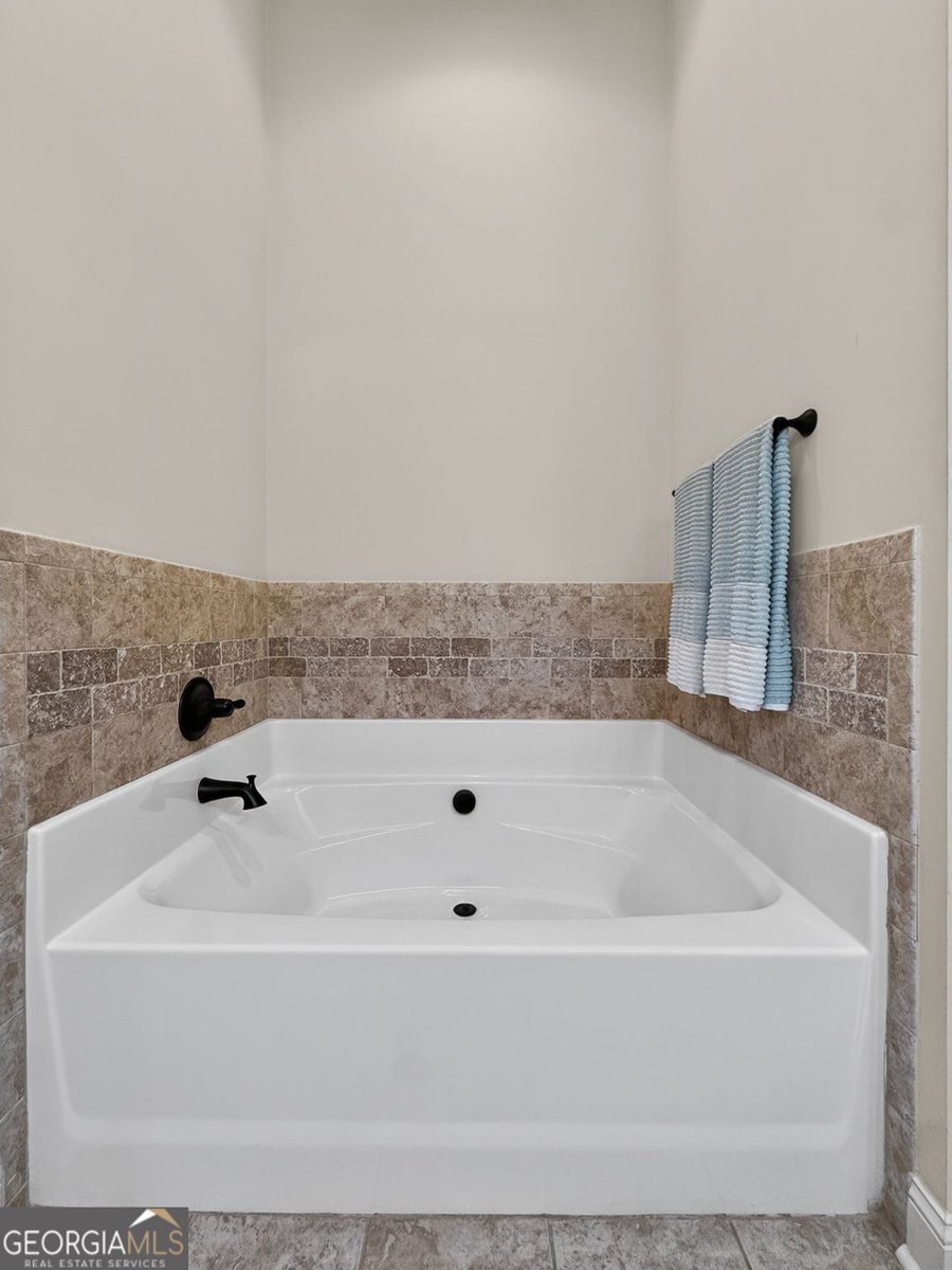 4056 Madison Acres Drive Locust Grove - Photo 32