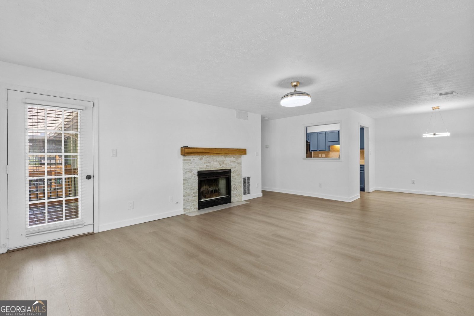 204 Berkeley Woods Drive Duluth - Photo 9