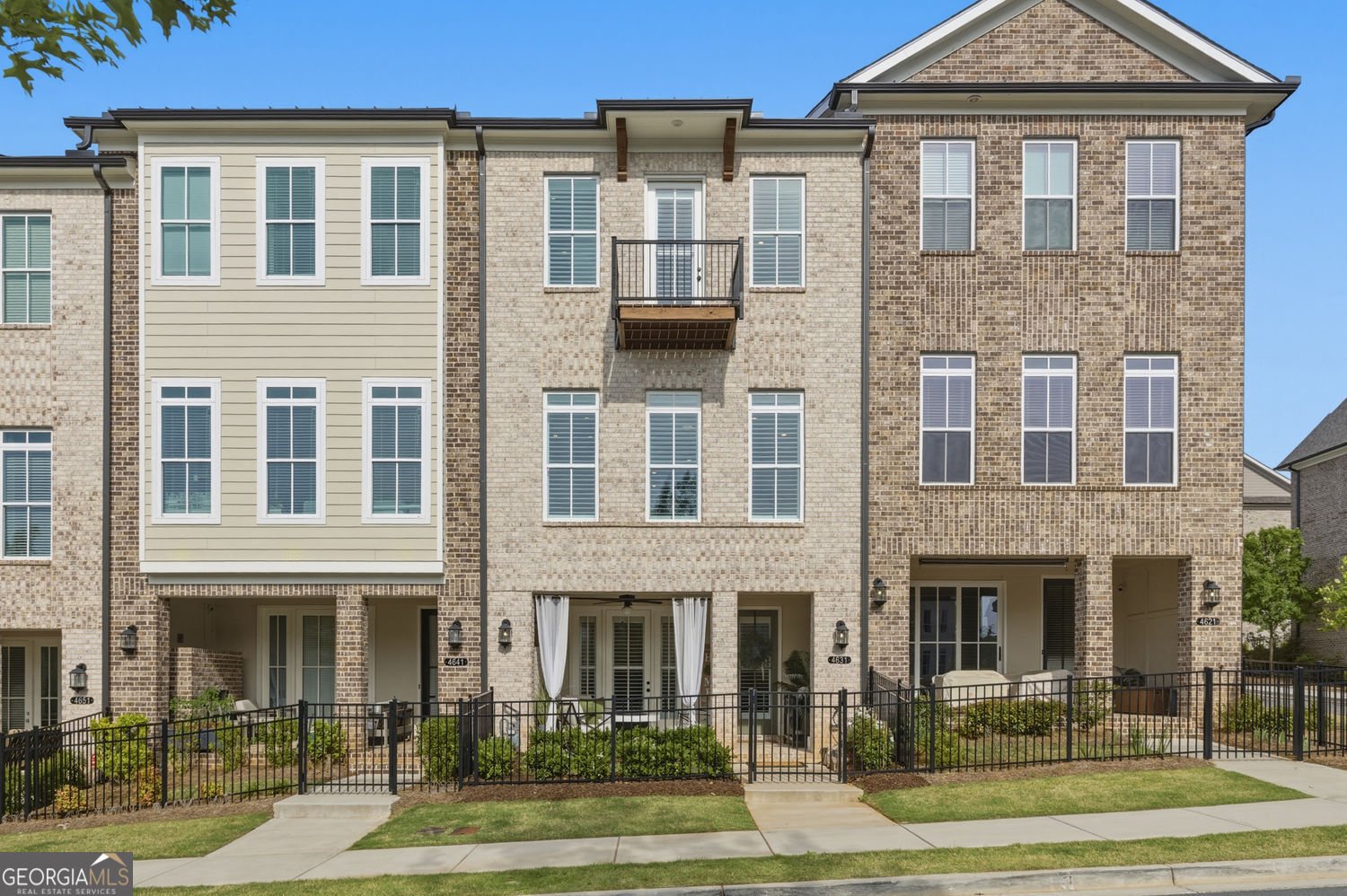 4631 Lanarc Drive Peachtree Corners - Photo 1