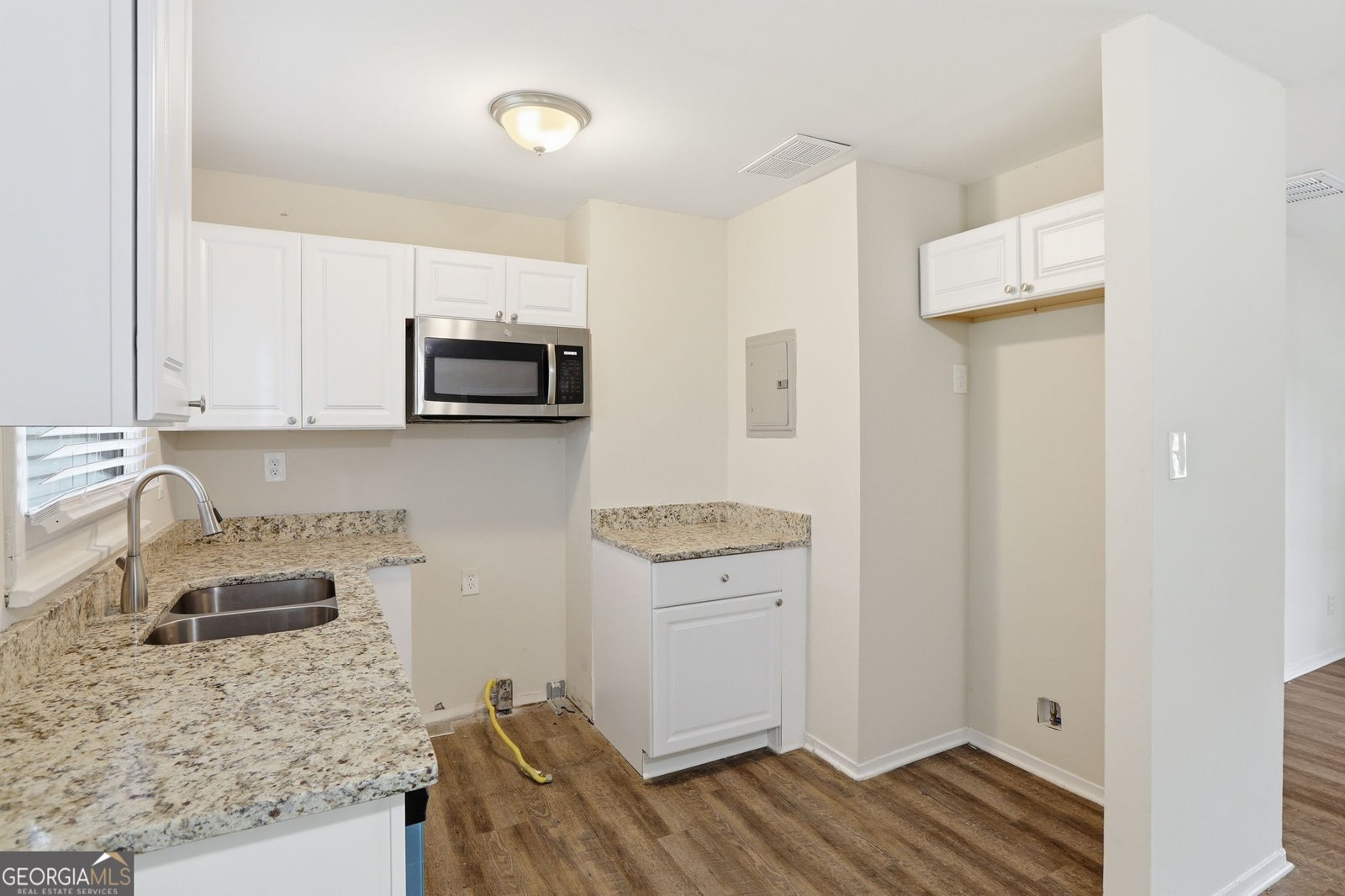 3660 Fairlane Drive Atlanta - Photo 9