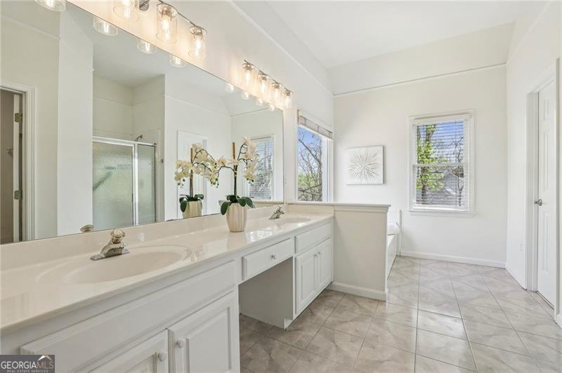 3250 Riverhill Court Cumming - Photo 16