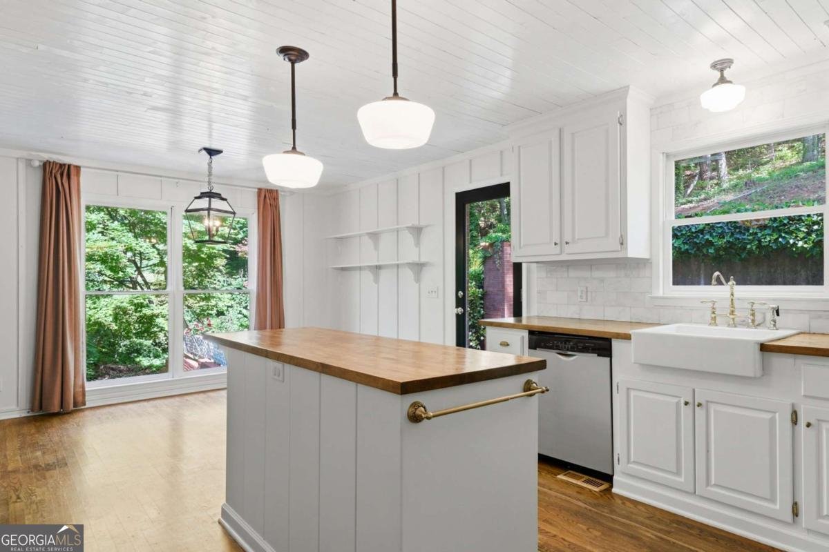 297 Breeze Hill Lane Canton - Photo 16