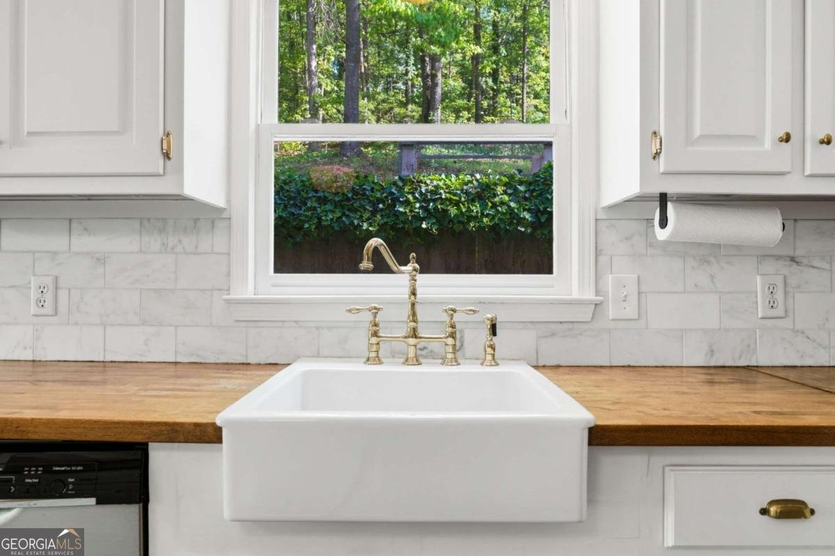 297 Breeze Hill Lane Canton - Photo 18