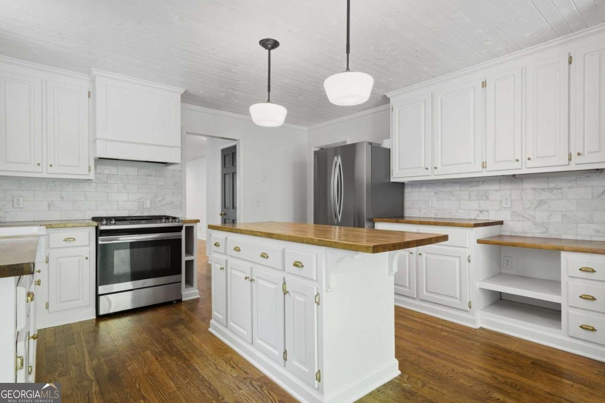 297 Breeze Hill Lane Canton - Photo 22