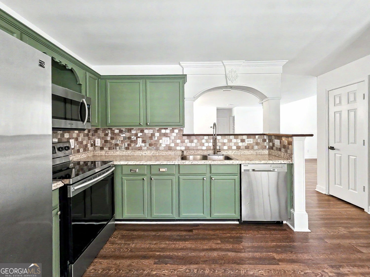 429 Chatooga Lane Woodstock - Photo 8