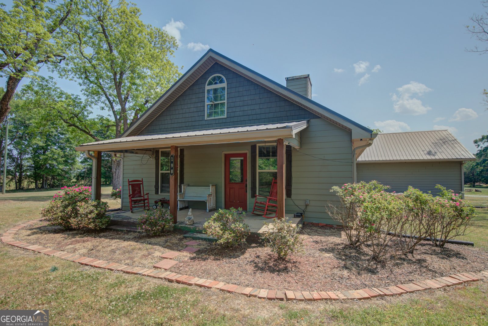 198 Matbeth Road Barnesville - Photo 8