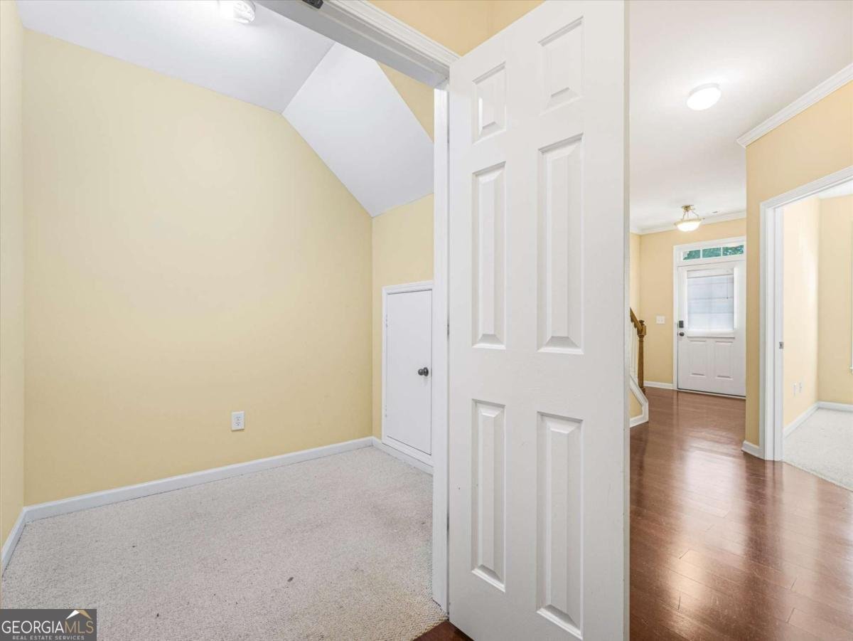 513 Grove Field Court Suwanee - Photo 10