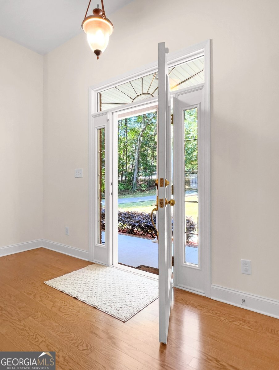 332 Wynterhall Drive Griffin - Photo 14