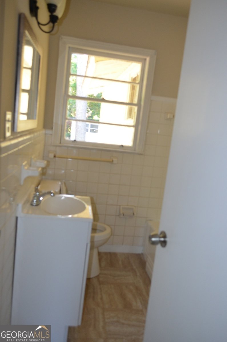 1524 Cambridge Drive Macon - Photo 11