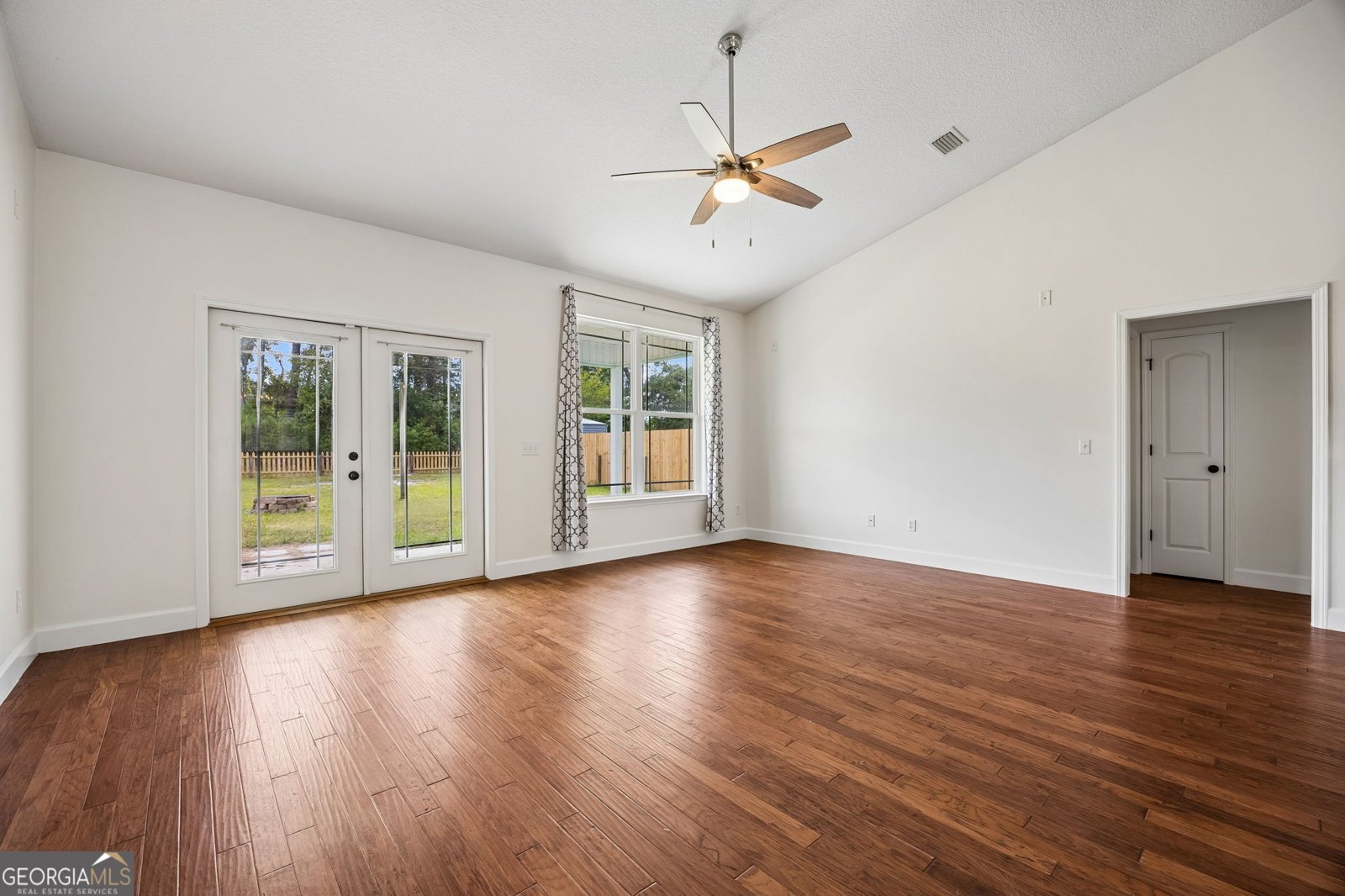 208 Waters Edge Drive Kingsland - Photo 14