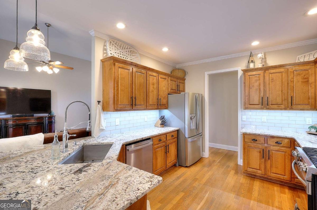 2385 Amberbrook Lane Grayson - Photo 9